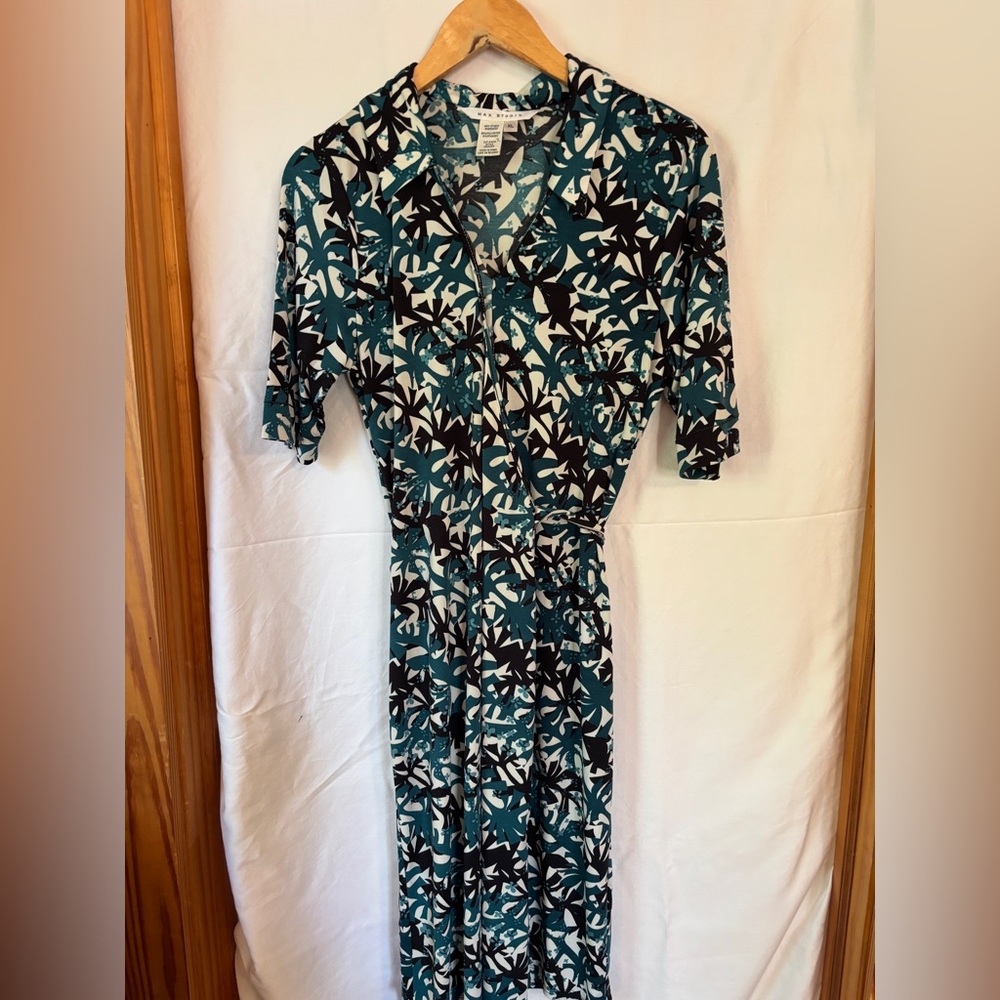 Max Studio Teal and Black Patterned Long Sleeve Dress